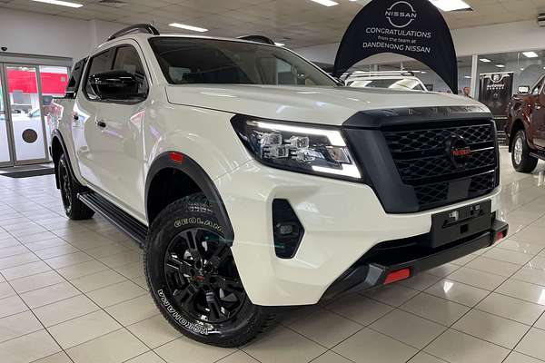 2025 Nissan Navara PRO-4X D23 4X4