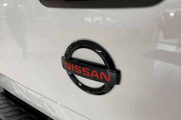 2025 Nissan Navara PRO-4X D23 4X4
