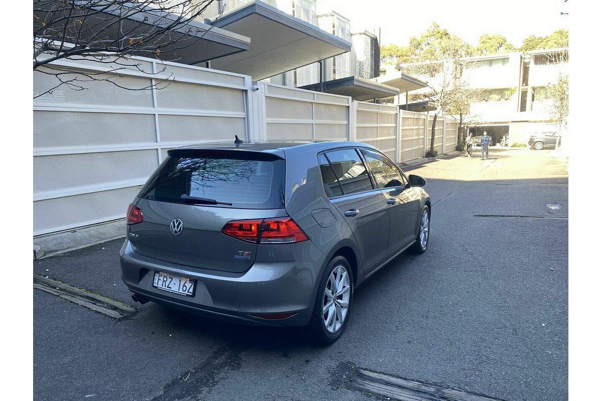 2013 Volkswagen Golf 103TSI Highline 7