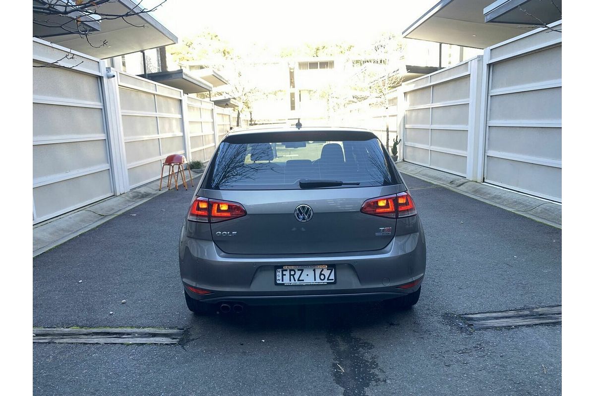 2013 Volkswagen Golf 103TSI Highline 7