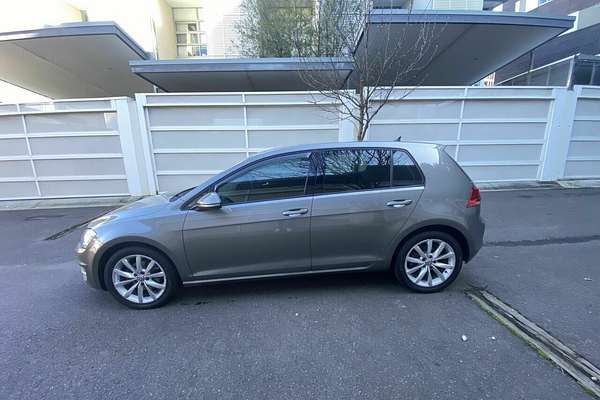 2013 Volkswagen Golf 103TSI Highline 7