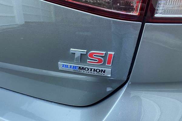 2013 Volkswagen Golf 103TSI Highline 7