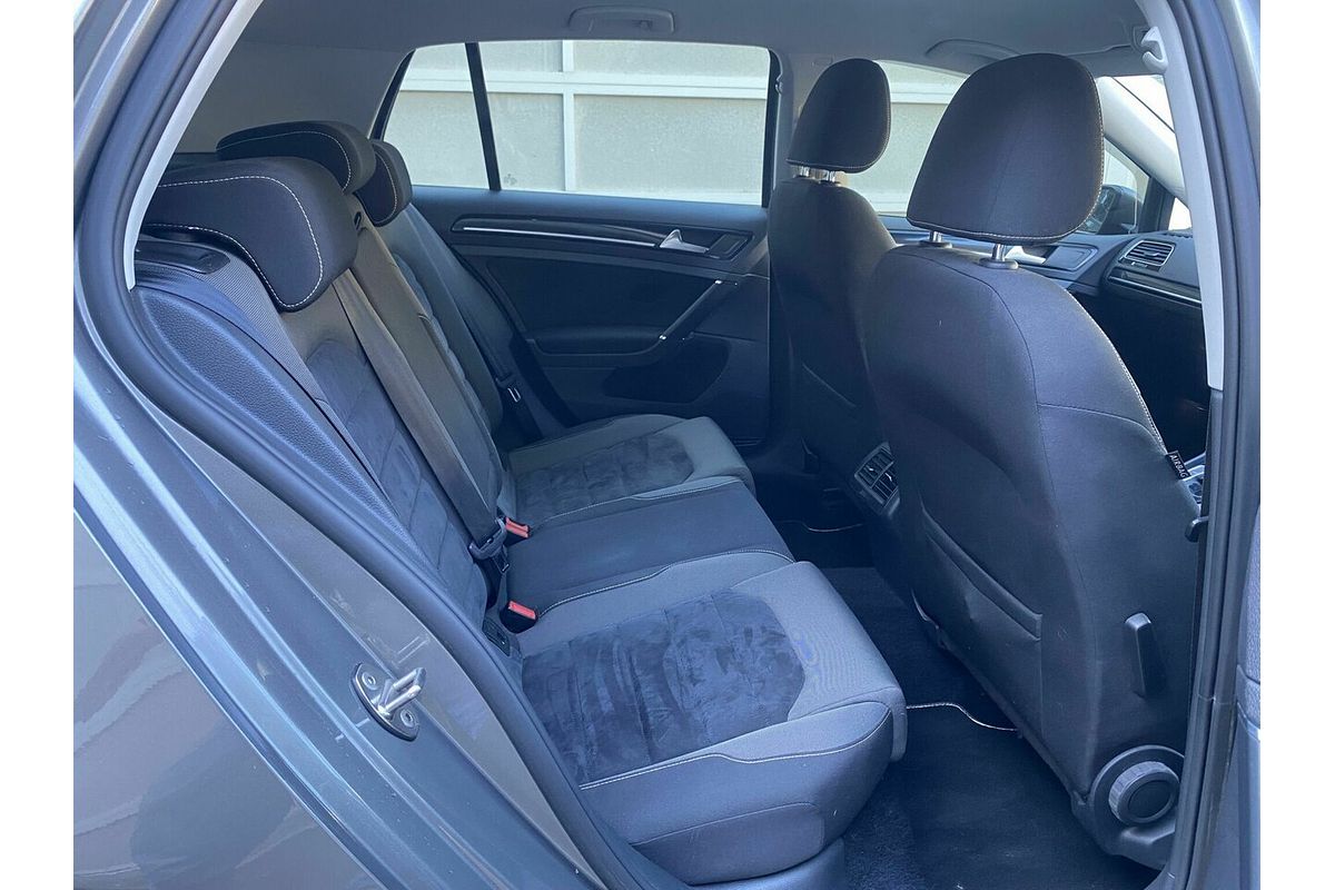 2013 Volkswagen Golf 103TSI Highline 7