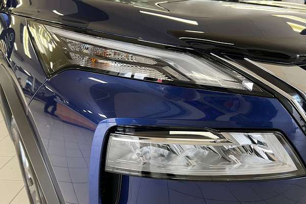 2025 Nissan X-TRAIL ST T33