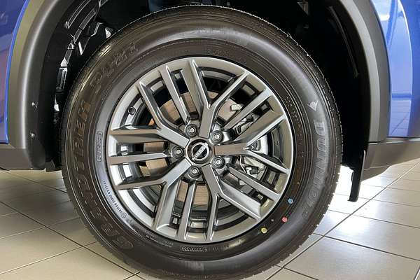 2025 Nissan X-TRAIL ST T33