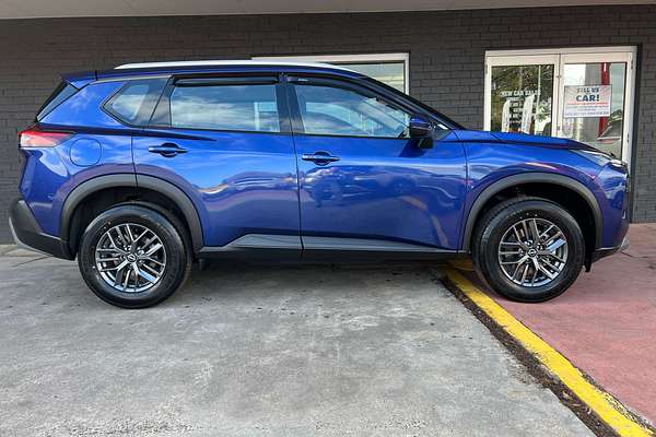 2025 Nissan X-TRAIL ST T33