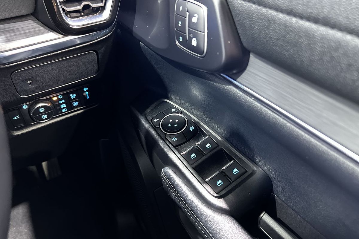 2025 Ford Everest Sport 2.0L