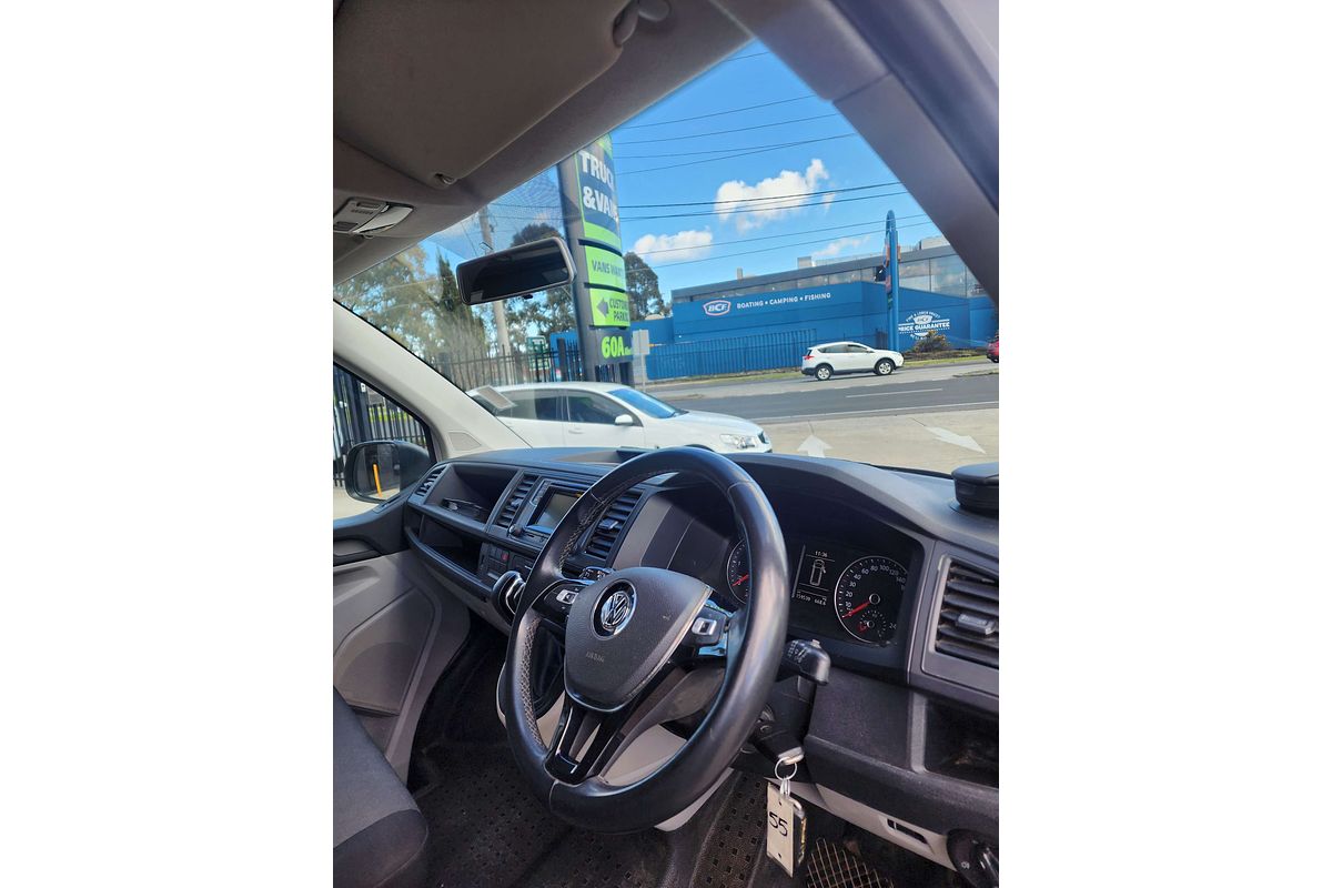 2017 Volkswagen Transporter TDI400 T6 SWB