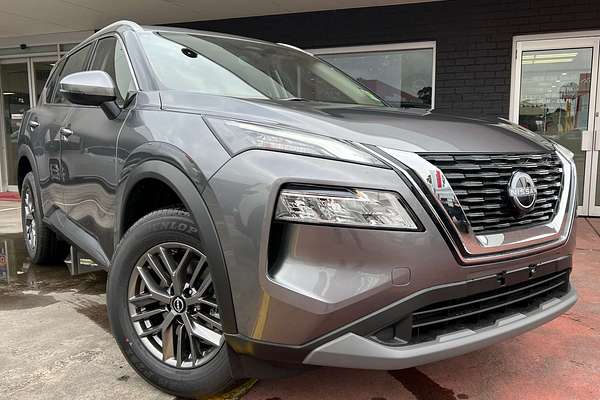 2025 Nissan X-TRAIL ST T33
