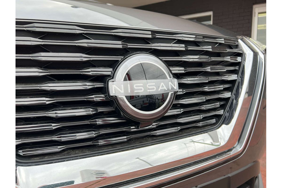 2025 Nissan X-TRAIL ST T33