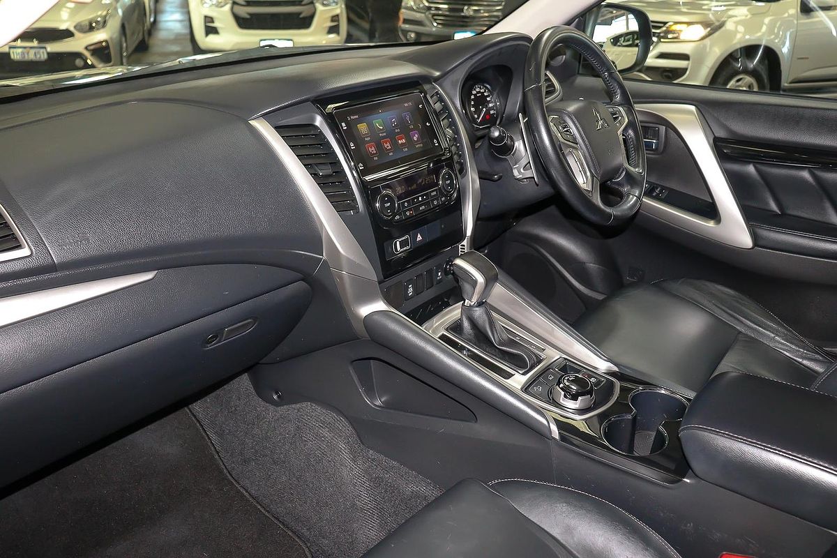 2019 Mitsubishi Pajero Sport GLS QE