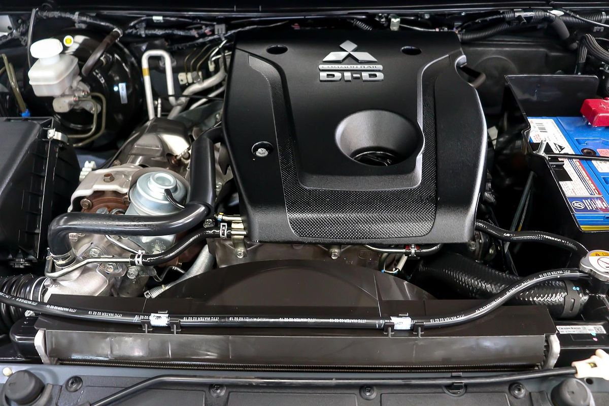 2019 Mitsubishi Pajero Sport GLS QE