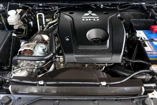 2019 Mitsubishi Pajero Sport GLS QE