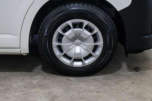 2022 Toyota Hiace GDH300R LWB