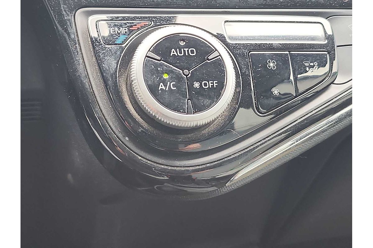 2018 Toyota Prius C One