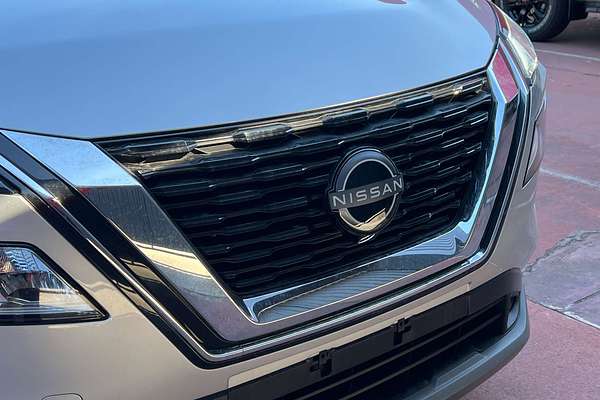 2025 Nissan X-TRAIL ST T33