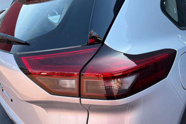 2025 Nissan X-TRAIL ST T33