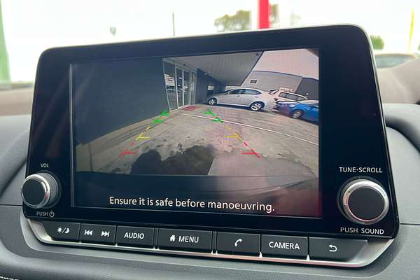 2025 Nissan X-TRAIL ST T33