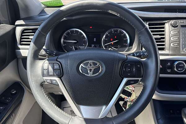 2016 Toyota Highlander LE