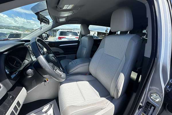2016 Toyota Highlander LE