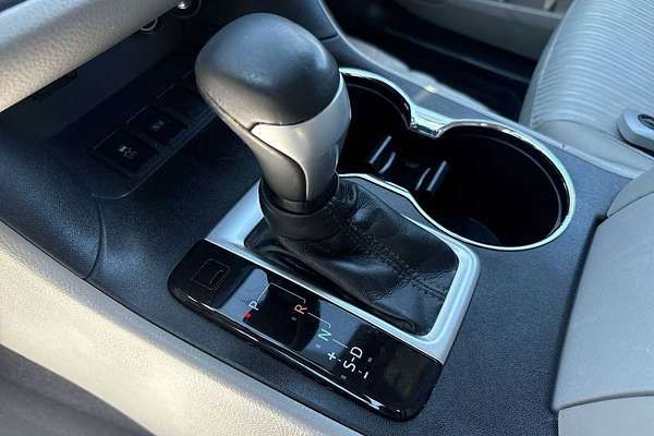 2016 Toyota Highlander LE