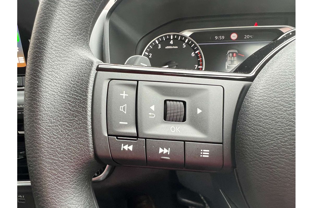 2025 Nissan X-TRAIL ST T33