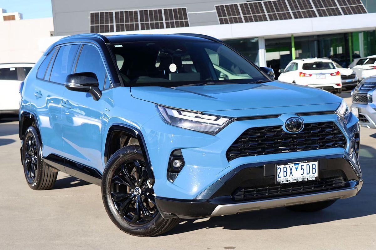 2024 Toyota RAV4 XSE AXAH52R