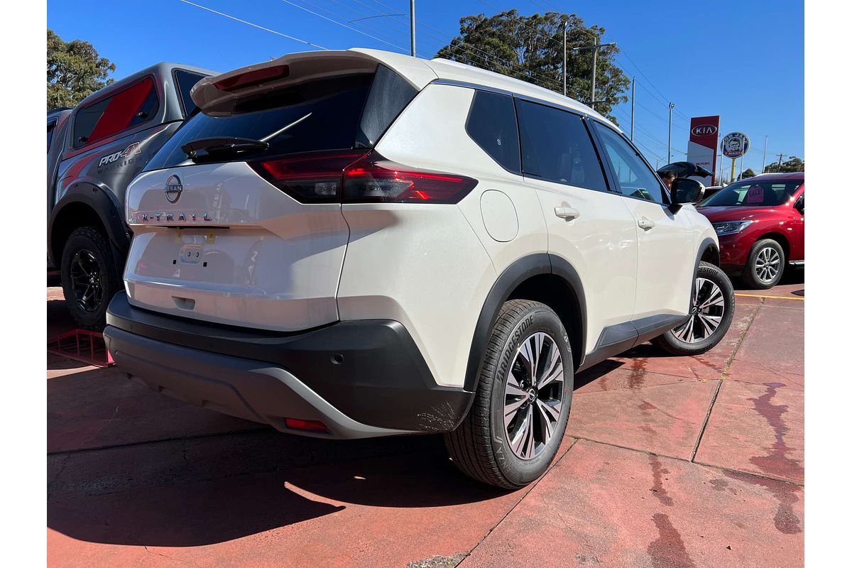 2025 Nissan X-TRAIL ST-L T33