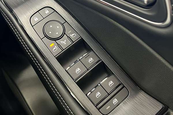 2025 Nissan X-TRAIL ST-L T33