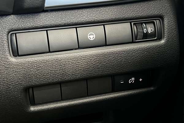 2025 Nissan X-TRAIL ST-L T33