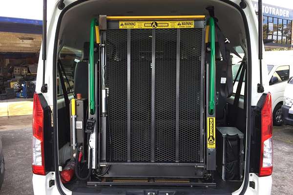 2021 Toyota Hiace SLWB COMMUTER (12 SEATS) GDH322R