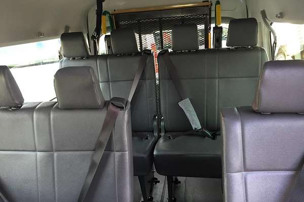 2021 Toyota Hiace SLWB COMMUTER (12 SEATS) GDH322R