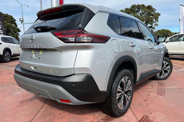 2025 Nissan X-TRAIL ST-L T33