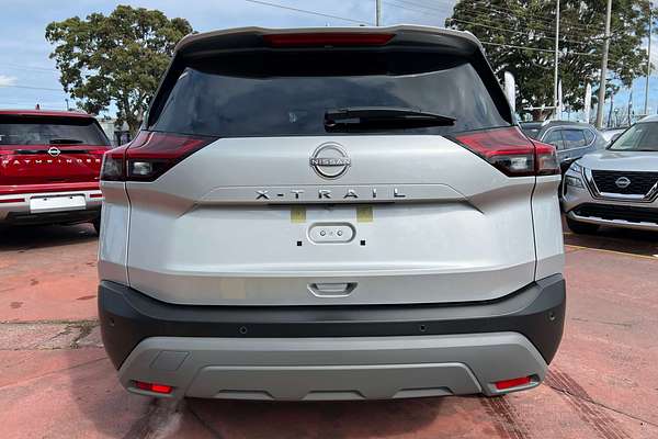 2025 Nissan X-TRAIL ST-L T33