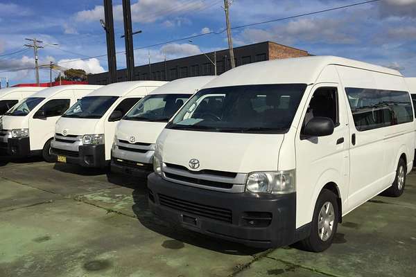 2010 Toyota Hiace COMMUTER TRH223R MY11 UPGRADE