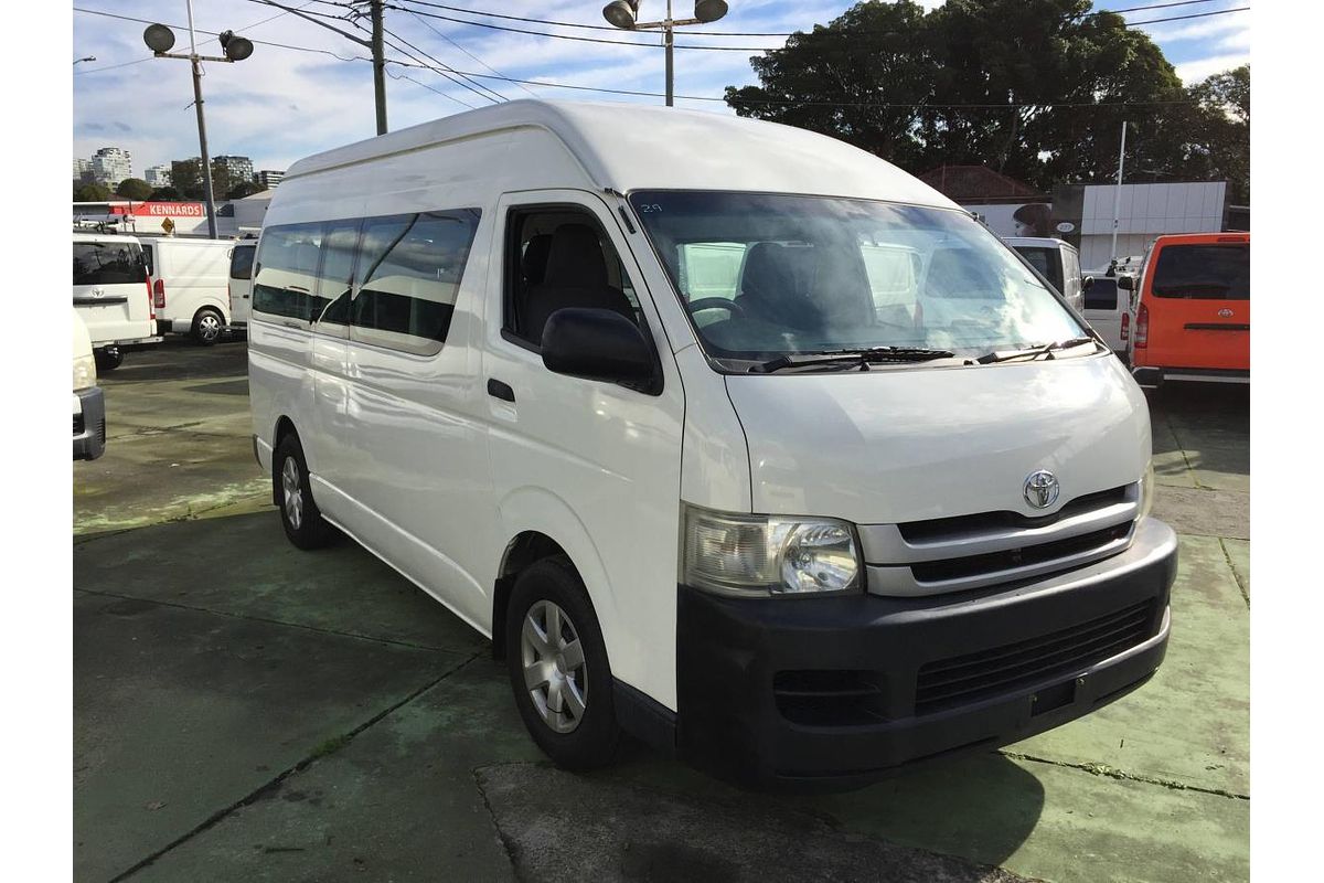 2010 Toyota Hiace COMMUTER TRH223R MY11 UPGRADE