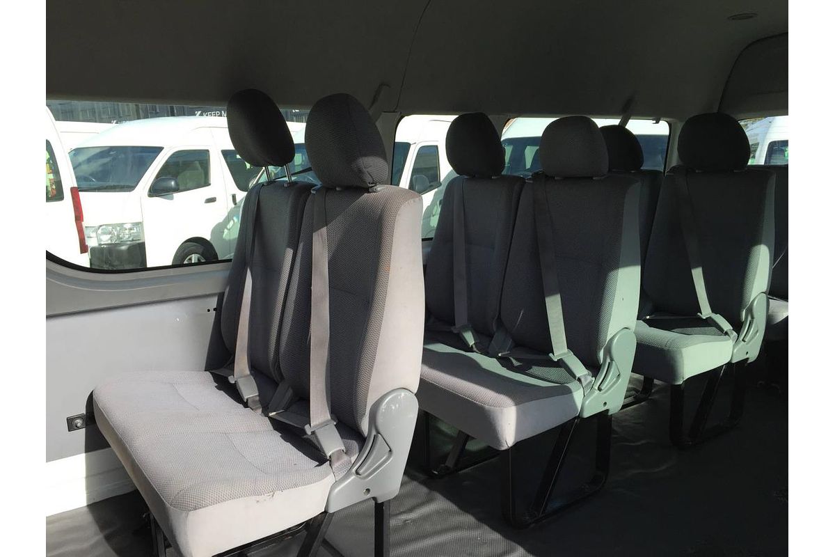 2010 Toyota Hiace COMMUTER TRH223R MY11 UPGRADE
