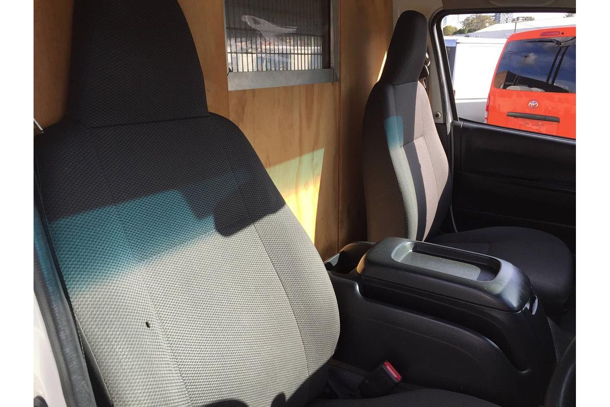 2015 Toyota Hiace SLWB KDH221R MY15
