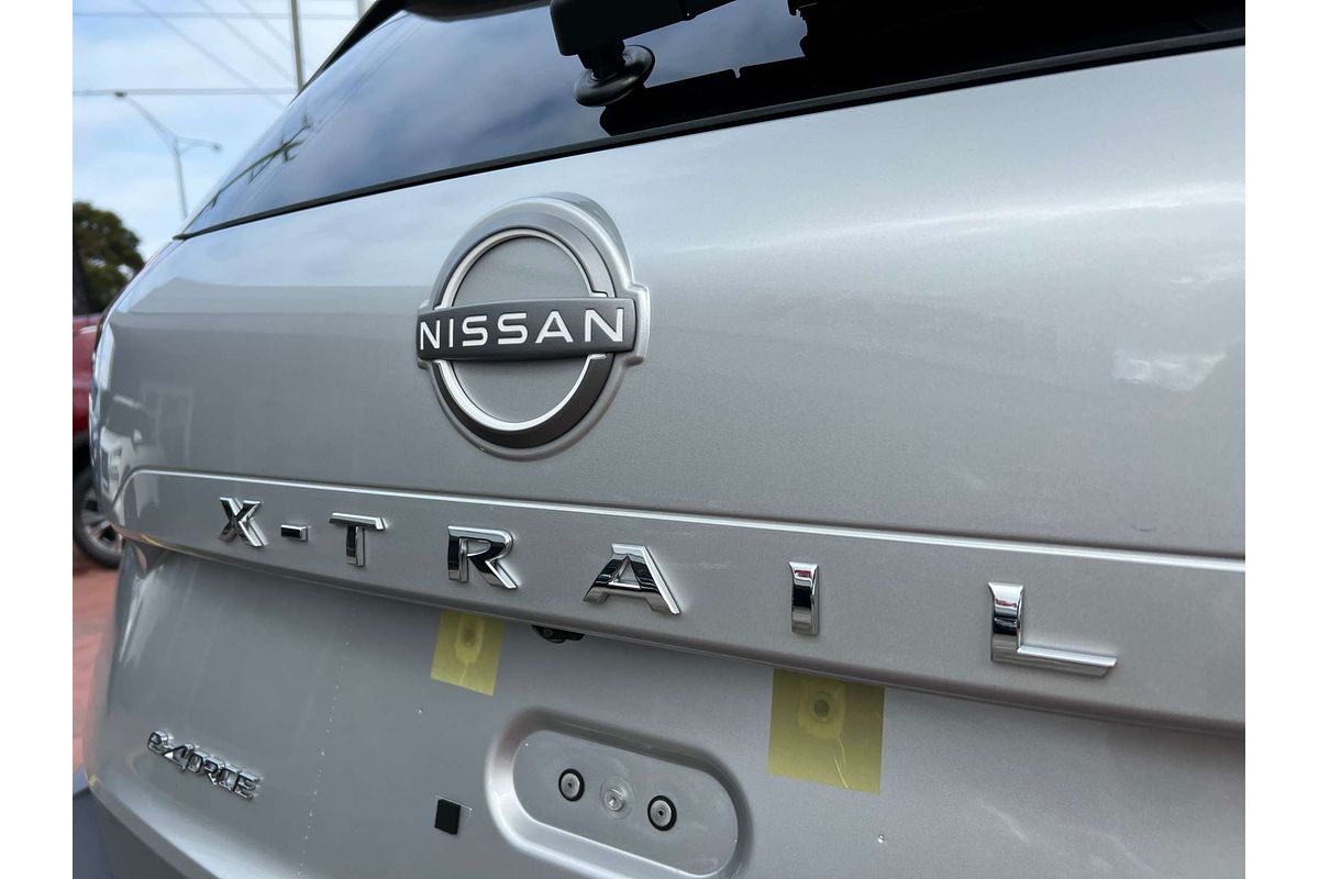 2025 Nissan X-TRAIL ST-L e-POWER T33