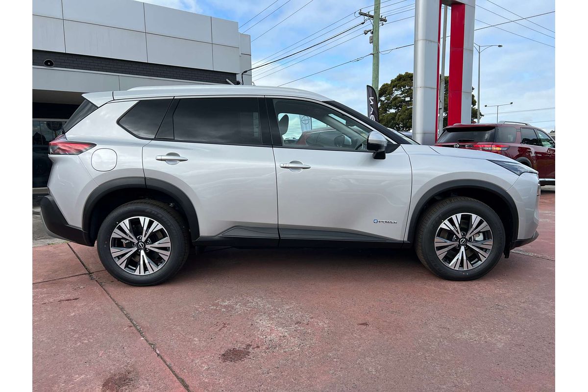 2025 Nissan X-TRAIL ST-L e-POWER T33