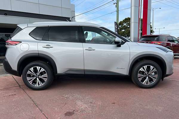 2025 Nissan X-TRAIL ST-L e-POWER T33