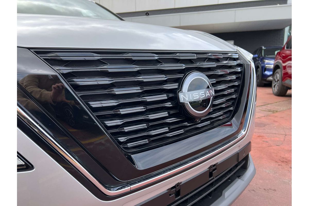 2025 Nissan X-TRAIL ST-L e-POWER T33
