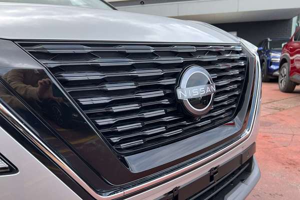 2025 Nissan X-TRAIL ST-L e-POWER T33