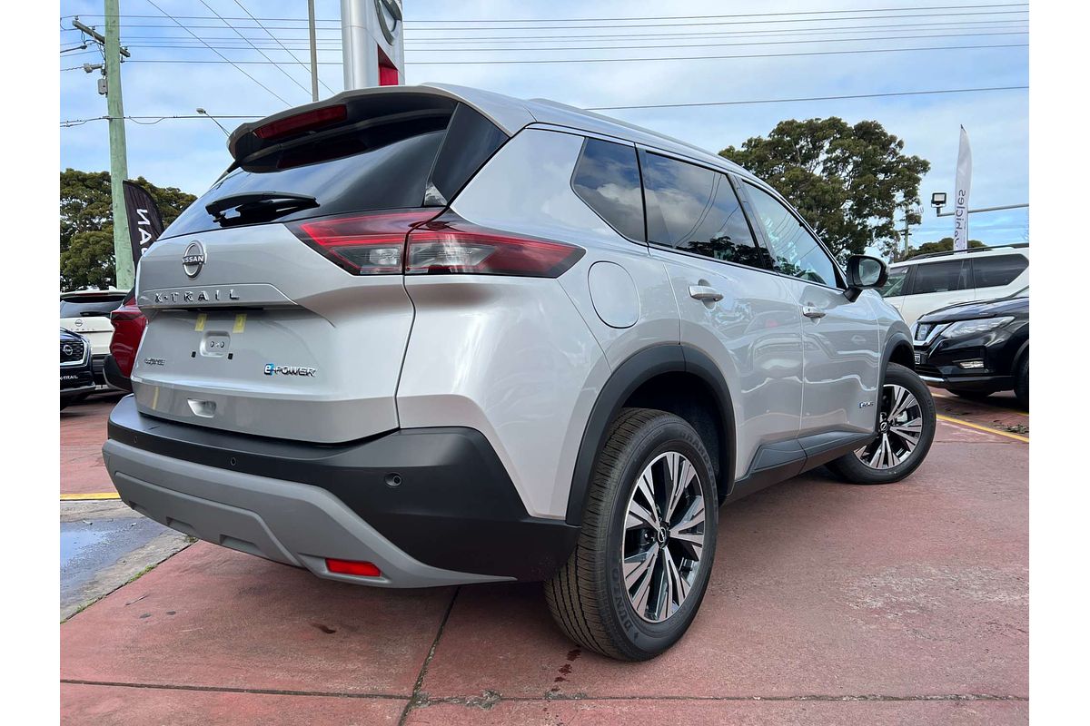 2025 Nissan X-TRAIL ST-L e-POWER T33