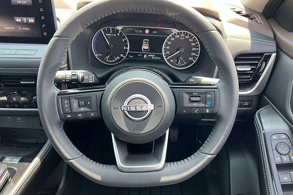 2025 Nissan X-TRAIL ST-L e-POWER T33