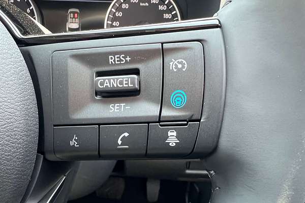 2025 Nissan X-TRAIL ST-L e-POWER T33