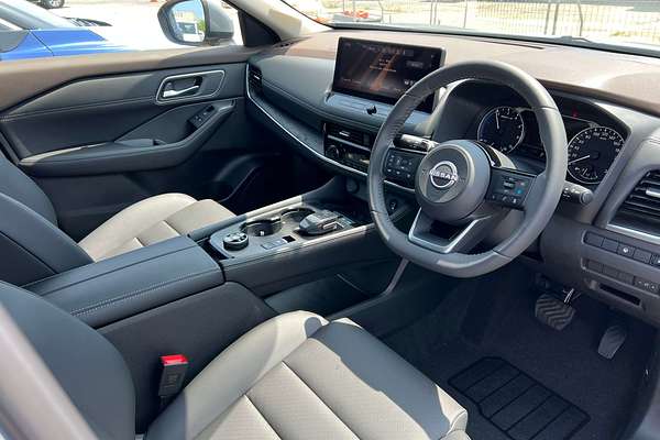 2025 Nissan X-TRAIL ST-L e-POWER T33