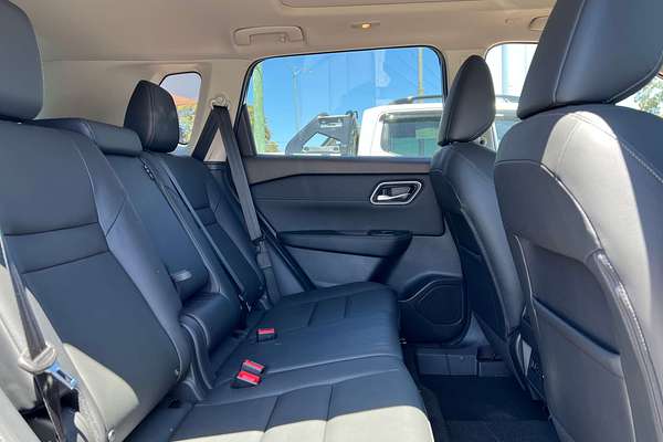 2025 Nissan X-TRAIL Ti e-POWER T33