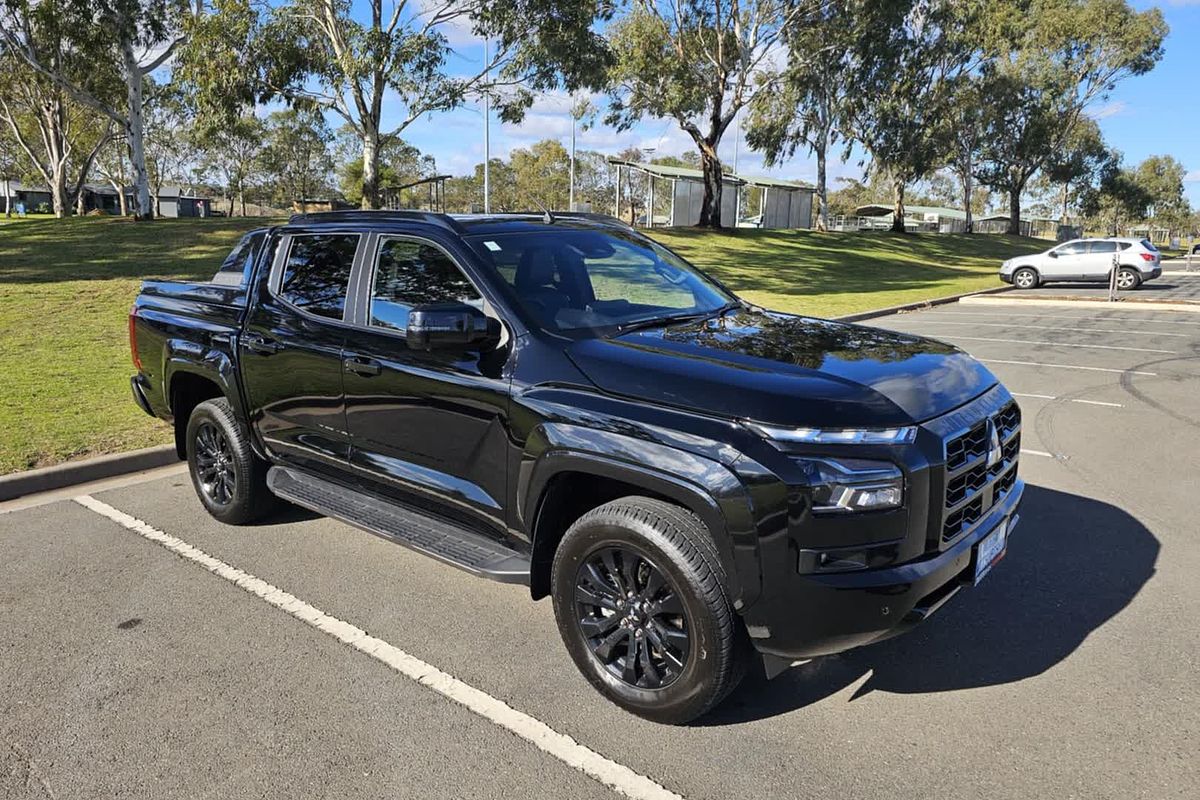 2025 Mitsubishi Triton GSR MV 4X4