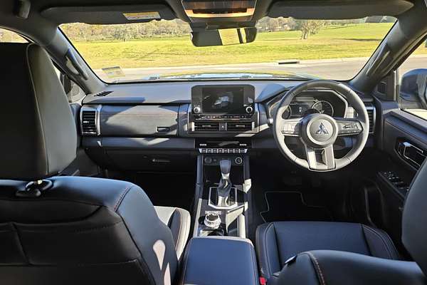 2025 Mitsubishi Triton GSR MV 4X4
